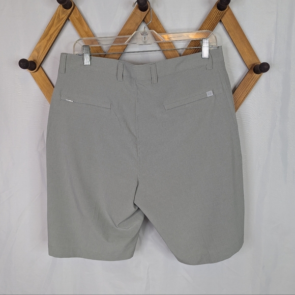 Peter Millat Crown Sport Shackleford Performance Hybrid Shorts - Picture 3 of 8